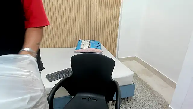 Snapshot of MARSHALL_SPENCER chatting on October 2025 01:01:02 PM MARSHALL SPENCER online show from October 2025 01:01:02 PM