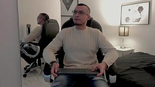 johan miller0 online show from December 2025 05:59:02 AM