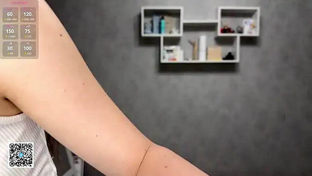 Snapshot of RinaMirinda chatting on December 2025 11:15:02 AM RinaMirinda online show from December 2025 11:15:02 AM