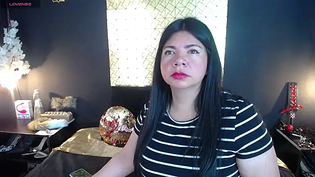 kinky momm online show from March 2026 04:22:01 PM