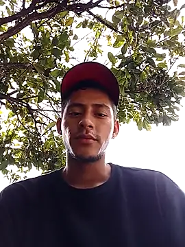 Boy hot- online show from September 2025 07:15:02 PM