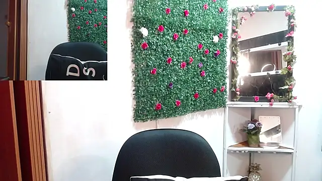 MIA  SPENCER online show from September 2025 12:05:02 PM