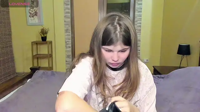 Lilly Jess online show from November 2025 07:38:02 PM