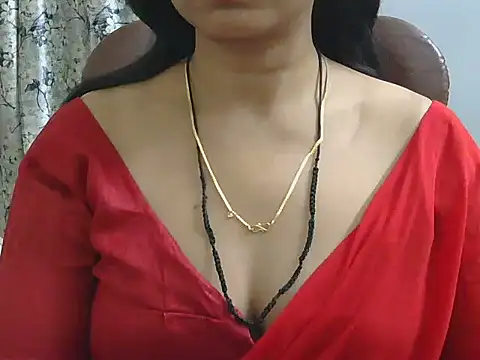 MISS SOMIYA online show from March 2026 07:02:02 PM