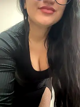 Snapshot of Molly-molly- chatting on September 2025 06:06:01 AM Molly-molly- online show from September 2025 06:06:01 AM