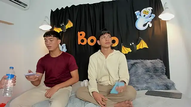 Snapshot of maicol_cum23 chatting on October 2025 05:56:01 PM maicol cum23 online show from October 2025 05:56:01 PM