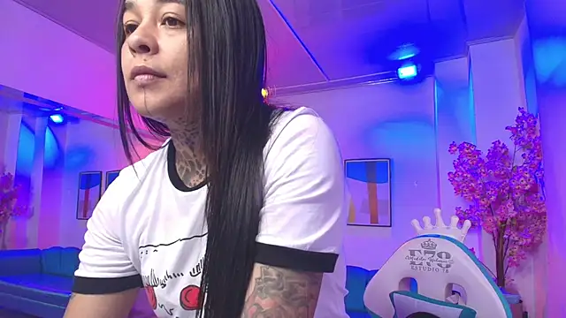 Black roseee online show from April 2026 03:55:01 AM