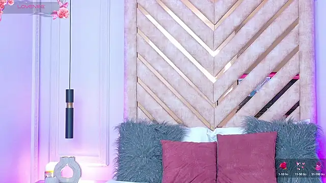 Rossie-Cameron online show from February 2026 12:57:01 PM