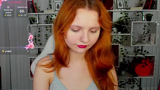 Snapshot of AlisHanson chatting on November 2025 01:11:01 PM AlisHanson online show from November 2025 01:11:01 PM