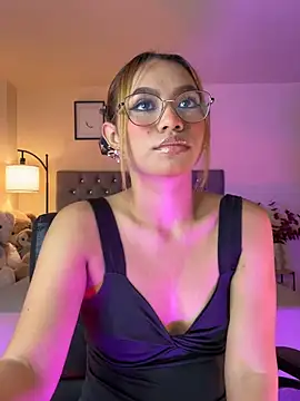 OxanaFedorova1- online show from April 2026 08:35:02 PM