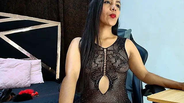 Snapshot of luna_brown7 chatting on October 2025 05:06:01 AM luna brown7 online show from October 2025 05:06:01 AM