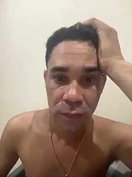 Snapshot of Reisy_HC chatting on September 2025 03:41:02 AM Reisy HC online show from September 2025 03:41:02 AM