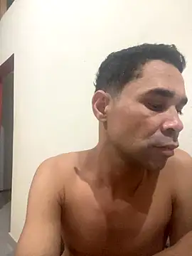 Snapshot of Reisy_HC chatting on September 2025 03:40:01 AM Reisy HC online show from September 2025 03:40:01 AM