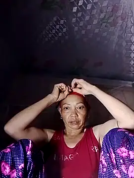 Snapshot of -Xuka-200 chatting on October 2025 10:05:01 PM -Xuka-200 online show from October 2025 10:05:01 PM