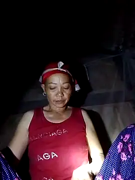 Snapshot of -Xuka-200 chatting on October 2025 09:37:01 PM -Xuka-200 online show from October 2025 09:37:01 PM