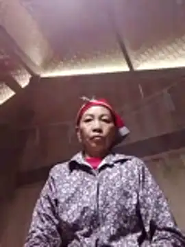 Snapshot of -Xuka-200 chatting on October 2025 04:53:01 AM -Xuka-200 online show from October 2025 04:53:01 AM