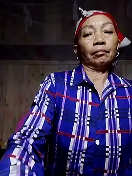 Snapshot of -Xuka-200 chatting on November 2025 11:00:01 AM -Xuka-200 online show from November 2025 11:00:01 AM