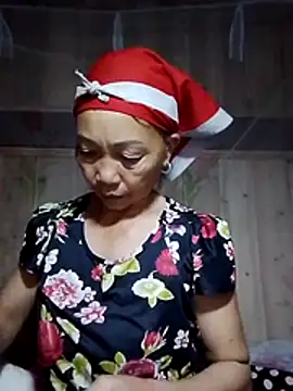 Snapshot of -Xuka-200 chatting on November 2025 11:31:01 AM -Xuka-200 online show from November 2025 11:31:01 AM