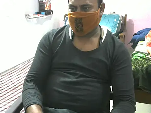 Famit025 online show from January 2026 07:41:01 PM