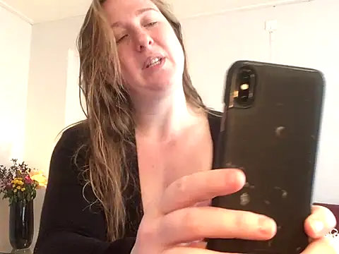 MazySunny online show from November 2025 08:58:02 AM