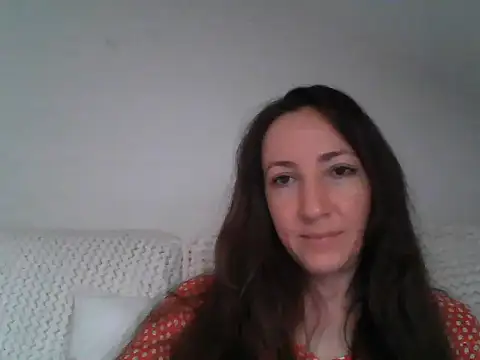 Snapshot of Valessya chatting on May 2026 04:58:02 PM Valessya online show from May 2026 04:58:02 PM