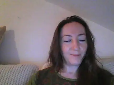 Snapshot of Valessya chatting on June 2026 08:22:02 PM Valessya online show from June 2026 08:22:02 PM