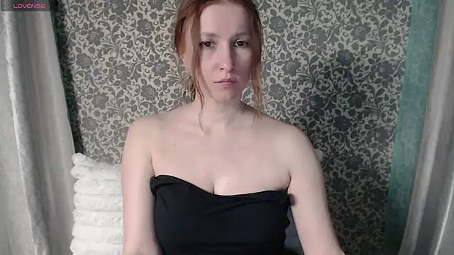 Snapshot of LesanaMagic chatting on February 2025 10:33:01 PM LesanaMagic online show from February 2025 10:33:01 PM