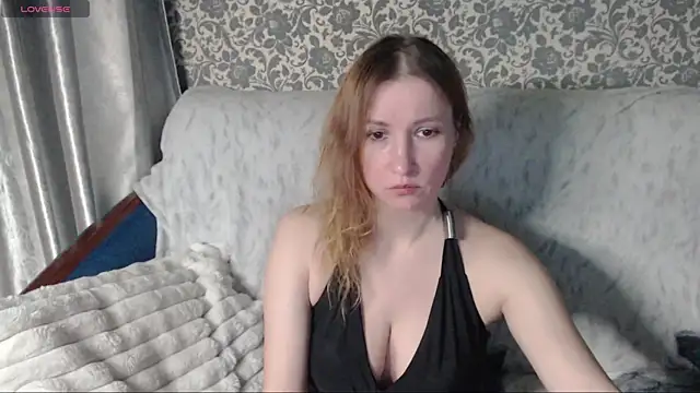 Snapshot of LesanaMagic chatting on September 2025 08:20:02 PM LesanaMagic online show from September 2025 08:20:02 PM