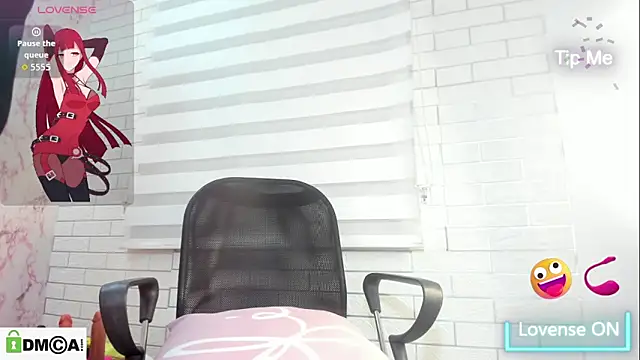 Caroline daring online show from January 2026 01:27:02 PM