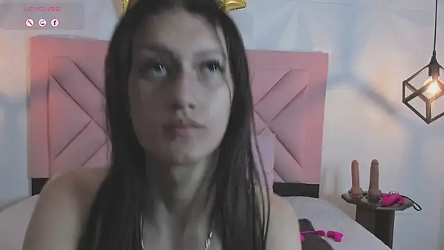 Caroline daring online show from July 2026 11:51:02 AM