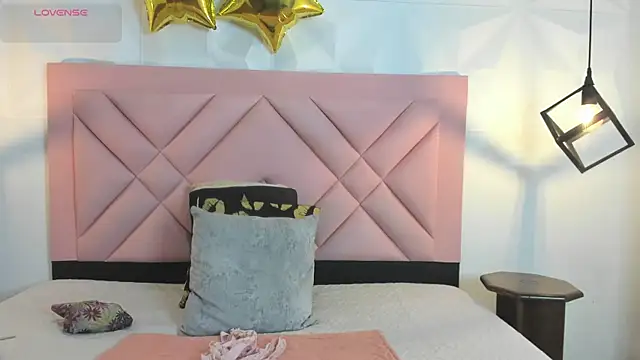 Caroline daring online show from July 2026 12:42:02 PM