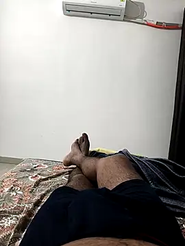 Chanderi19 online show from February 2026 03:51:02 PM