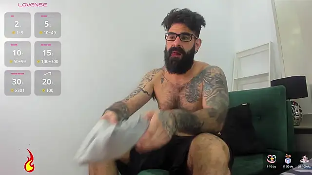 Snapshot of Harald_Smed chatting on November 2025 01:23:02 PM Harald Smed online show from November 2025 01:23:02 PM