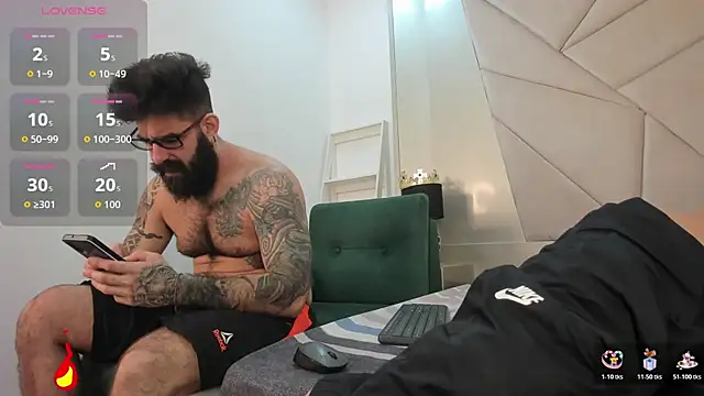 Snapshot of Harald_Smed chatting on December 2025 01:16:02 PM Harald Smed online show from December 2025 01:16:02 PM