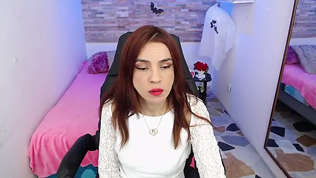 KendallWood  online show from October 2025 08:24:02 PM