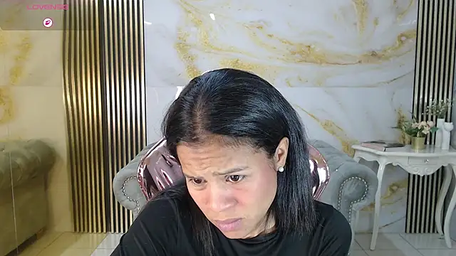 catalina5 s online show from November 2025 01:11:01 PM