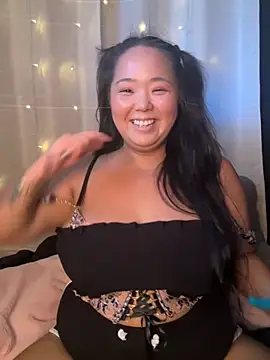 Snapshot of RealLifeWaifu chatting on September 2025 09:48:02 PM RealLifeWaifu online show from September 2025 09:48:02 PM