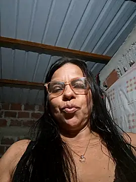 Lucerito-Hot online show from December 2025 01:10:01 AM