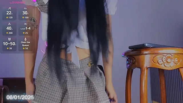 Doll Tomie online show from January 2026 09:50:02 PM