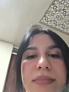 Snapshot of Daniela-rosee chatting on July 2026 03:23:01 AM Daniela-rosee online show from July 2026 03:23:01 AM