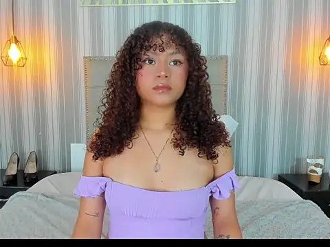 Sofiapassionne online show from June 2026 01:54:02 PM