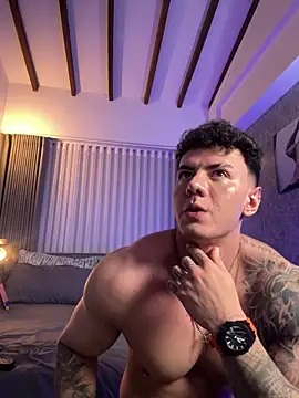 Thomas Falcon online show from October 2025 11:35:01 PM