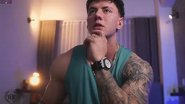 Thomas Falcon online show from October 2025 11:26:02 PM