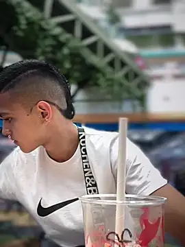 Boyxcock7 online show from March 2026 07:19:01 PM