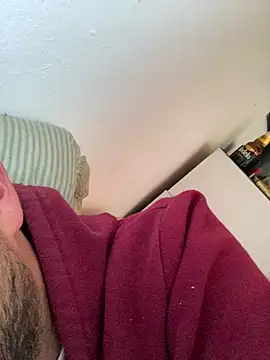 aalvaro98 online show from March 2026 05:19:02 PM