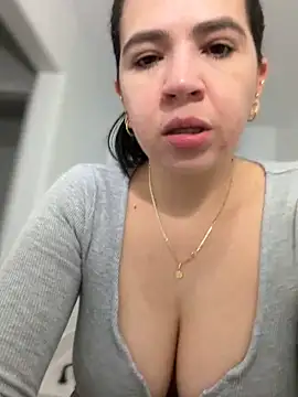 Gringo XXX Latina online show from April 2026 03:06:01 AM