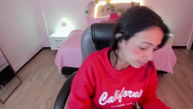 Snapshot of Mariam_Lopez__ chatting on June 2026 03:09:02 AM Mariam Lopez online show from June 2026 03:09:02 AM
