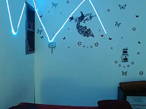 Snapshot of Mia2xsmith chatting on November 2025 03:06:01 AM Mia2xsmith online show from November 2025 03:06:01 AM