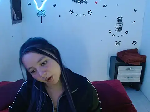 Snapshot of Mia2xsmith chatting on November 2025 07:23:02 PM Mia2xsmith online show from November 2025 07:23:02 PM