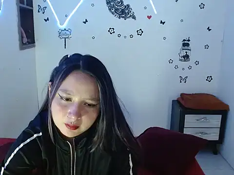 Snapshot of Mia2xsmith chatting on November 2025 07:28:01 AM Mia2xsmith online show from November 2025 07:28:01 AM